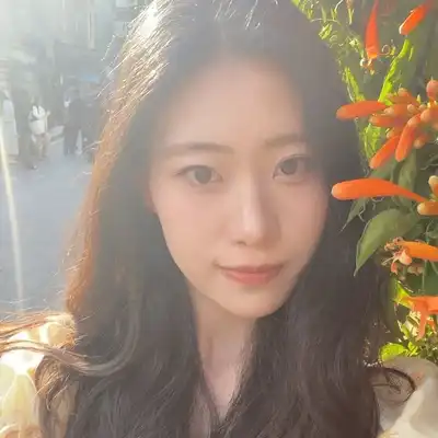 邱雅思